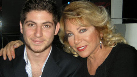 Nil Burak kimdir, kaç yaşında