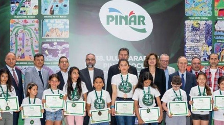 Minik ressamlar hayallerini çizdi