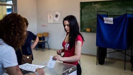 Yunanistan, genel seçim için bugün sandık başında Yunanistan, genel seçim için bugün sandık başında