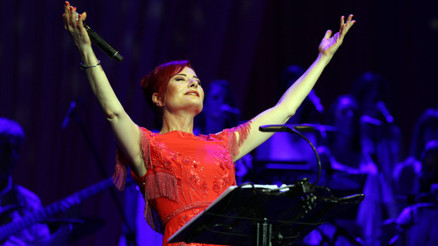 Harbiye tıklım tıklım