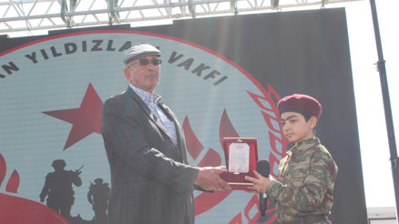 Şehit Ömer Halisdemirin babası gözyaşlarını tutamadı