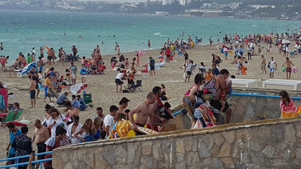 Çeşme plajında panik anları