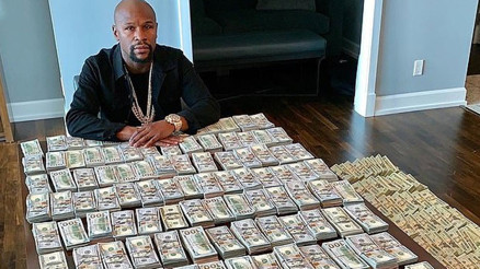 Parası bitti, dövüşmek için yalvarıyor