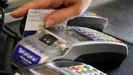 Kartlı ödemeler yılın ilk yarısında 455 milyar liraya ulaştı