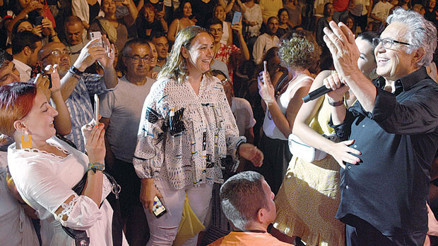 Bodrum’da Livaneli rüzgârı