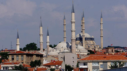 Mimar Sinanın 90 yaşında yaptığı ve ustalık eserim dediği cami hangisidir Mimar Sinanın 90 yaşında yaptığı ve ustalık eserim dediği cami hangisidir