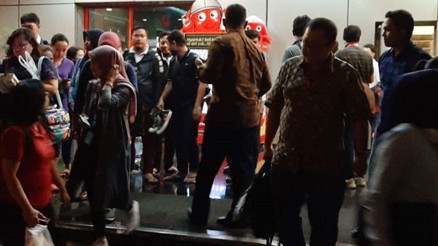 Endonezyada 6.8 büyüklüğünde deprem