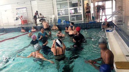 Paris’te ‘haşema’ eylemi havuz kapattırdı