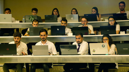 Bilişim sektörüne nitelikli iş gücü yetiştiriyorlar