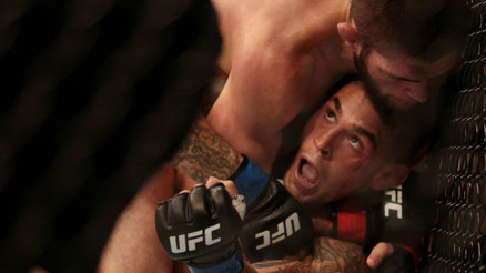 Khabib Nurmagomadov, Poirieri 3. rauntta pes ettirdi