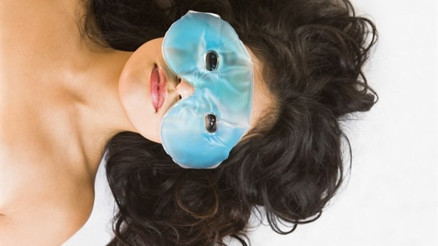 Göz Altı Morlukları İçin Maske Tarifleri