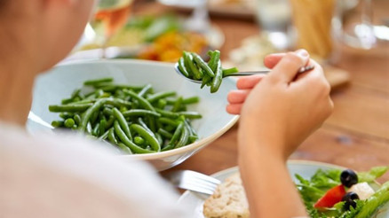 Yaza Fit Girmek İçin Yemek Yiyin