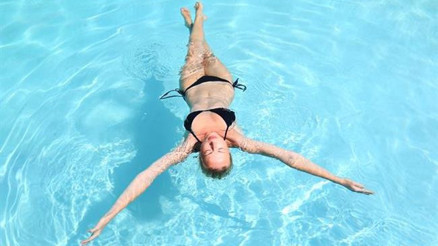 Yazın Yıpranan Cildinizi 3 Yöntemle Yenileyin