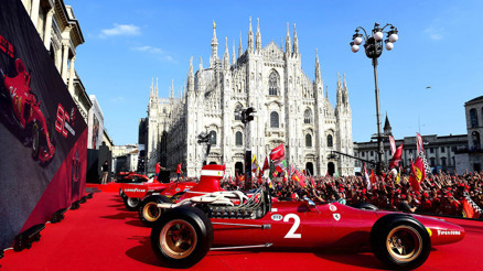 Efsaneler Piazza del Duomo’da buluştu