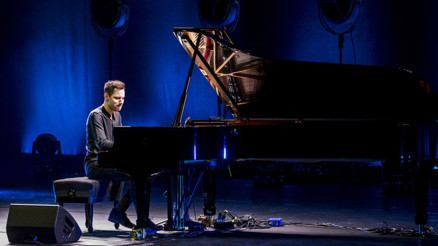 Peter Bence İstanbulda sahne aldı