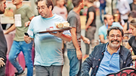 Ahmet Ümit’le yeni İstanbul üzerine Beyoğlu küllerinden doğacak