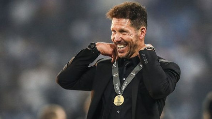 Avrupanın 2 numaralı kupasında Diego Simeone detayı