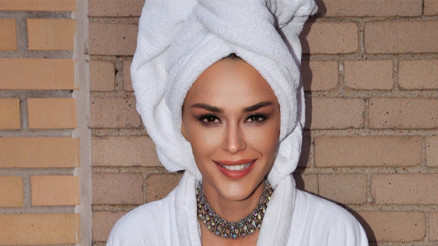 Ayşe Hatun Önaldan Rita Ora pozu