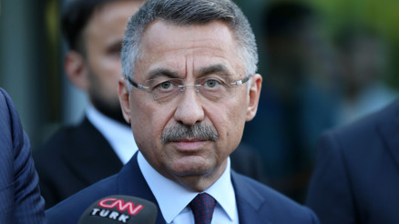 Son dakika... Cumhurbaşkanı Yardımcısı Fuat Oktaydan önemli açıklamalar