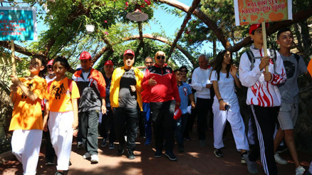 Kent meydanında kalp hareketi Kent meydanında kalp hareketi