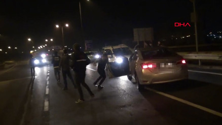 İstanbuldaki uyuşturcu operasyonları polis kamerasında