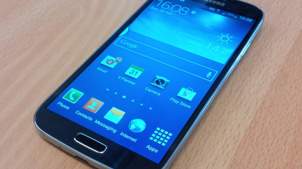 Samsung, bu telefonunu kullananlara kişi başı 10 dolar ödeyecek