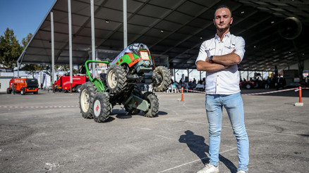 Traktörler Makrobatla eğimli arazide güvende