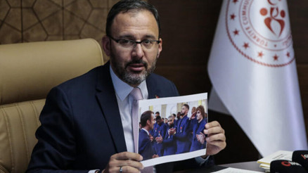 Bakan Kasapoğlundan UEFAya tepki Bakan Kasapoğlundan UEFAya tepki