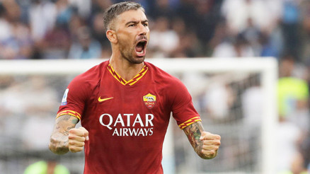 Fenerbahçede son dakika Kolarov ile 2+1 yıllığına...