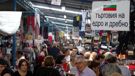 Bulgaristan ve Yunanistandan akın ediyorlar O şehrin nüfusu hafta sonu 10 bin artıyor