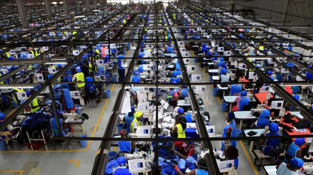 Türk tekstili yerli ve milli üretimle dünyada söz sahibi olacak Türk tekstili yerli ve milli üretimle dünyada söz sahibi olacak