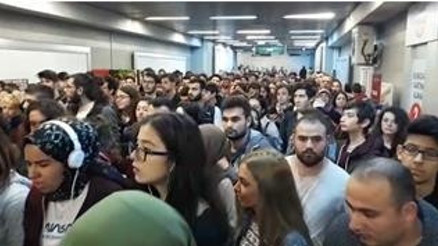 Kontrol kuyruğu isyan ettirdi