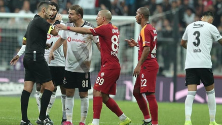 Spor yazarları Beşiktaş-Galatasaray maçı için neler dedi