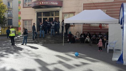 HDP önündeki eylemde 66ncı gün