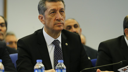 Bakan Selçuk: Öğretmenlerin yüzde 65i genç Bakan Selçuk: Öğretmenlerin yüzde 65i genç