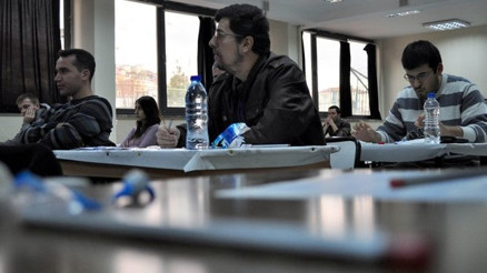 ALES sınavı saat kaçta bitiyor ve kaç saat sürer ALES puan hesaplama nasıl yapılır