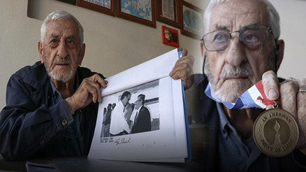 66 yıl sonra Hataya döndü Eski ABD Başkanı ‘Baba Bushtan madalya almıştı... 66 yıl sonra Hataya döndü Eski ABD Başkanı ‘Baba Bushtan madalya almıştı...