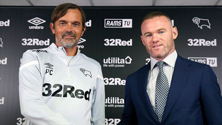 Wayne Rooney yeni görevine başlıyor Phillip Cocu...