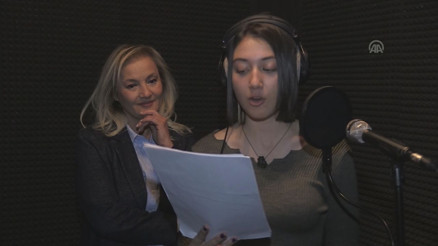 Dublaj sanatçısı Ergüneş, 40 yıllık birikimini gençlere aktarıyor