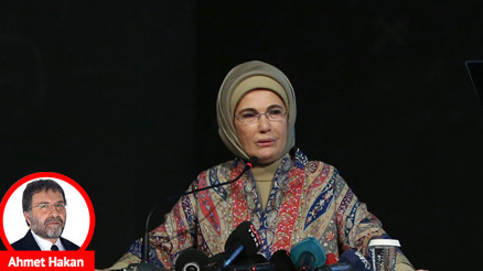 Emine Erdoğan’ın kadına yönelik şiddet konuşması ve Akit’in terbiyesizliği