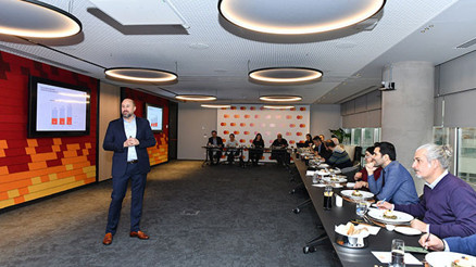 Hedefimiz tüketici harcamalarının %55 bandına taşımak Hedefimiz tüketici harcamalarının %55 bandına taşımak