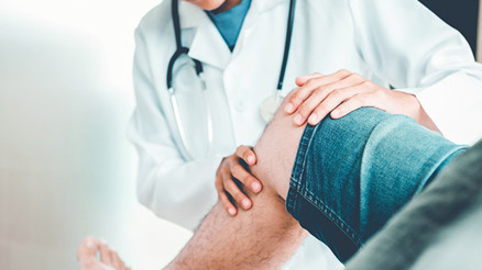 Bacak ağrısı için hangi bölüme ve doktora gidilmeli