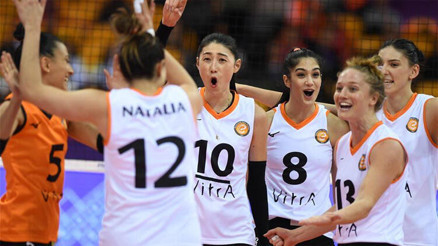 Eczacıbaşı Vitra finalde kaybetti, ikinci oldu