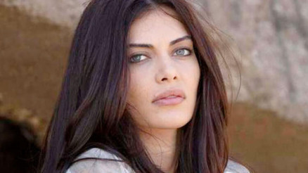 Hafızasını sildiren Ceren Hindistan kimdir, kaç yaşında Hafızasını sildiren Ceren Hindistan kimdir, kaç yaşında