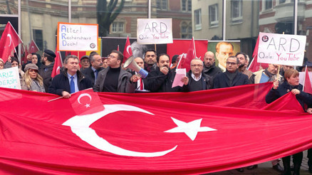 Basın özgürlüğüne ‘JA’, karalamaya ‘NEIN’