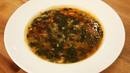 Karalahana çorbası nasıl yapılır Karalahana çorbası tarifi