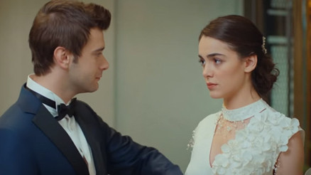 Aşk Ağlatırın yeni bölümünde Ada Rüzgar ile evlenecek mi Aşk Ağlatır 15. bölüm 2. fragmanı