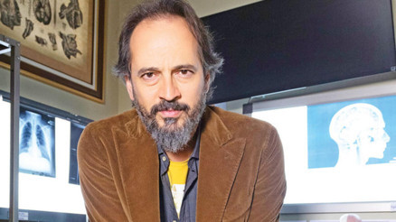 Hekimoğlunun Ateşi kimdir Timuçin Esen kaç yaşında, hangi dizilerde oynadı Hekimoğlunun Ateşi kimdir Timuçin Esen kaç yaşında, hangi dizilerde oynadı