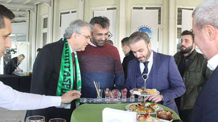 Olay başkan açıkladı Para dolu çantayla soyunma odasına gelmişti