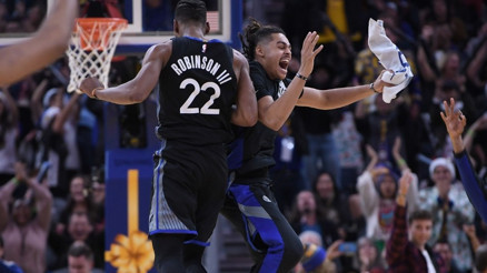 Golden State Warriorsa aşırı sevinç uyarısı Golden State Warriorsa aşırı sevinç uyarısı